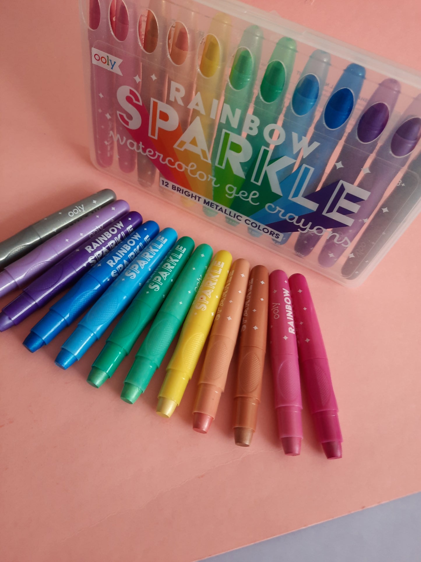 Regenbogen-Glitzer-Crayons