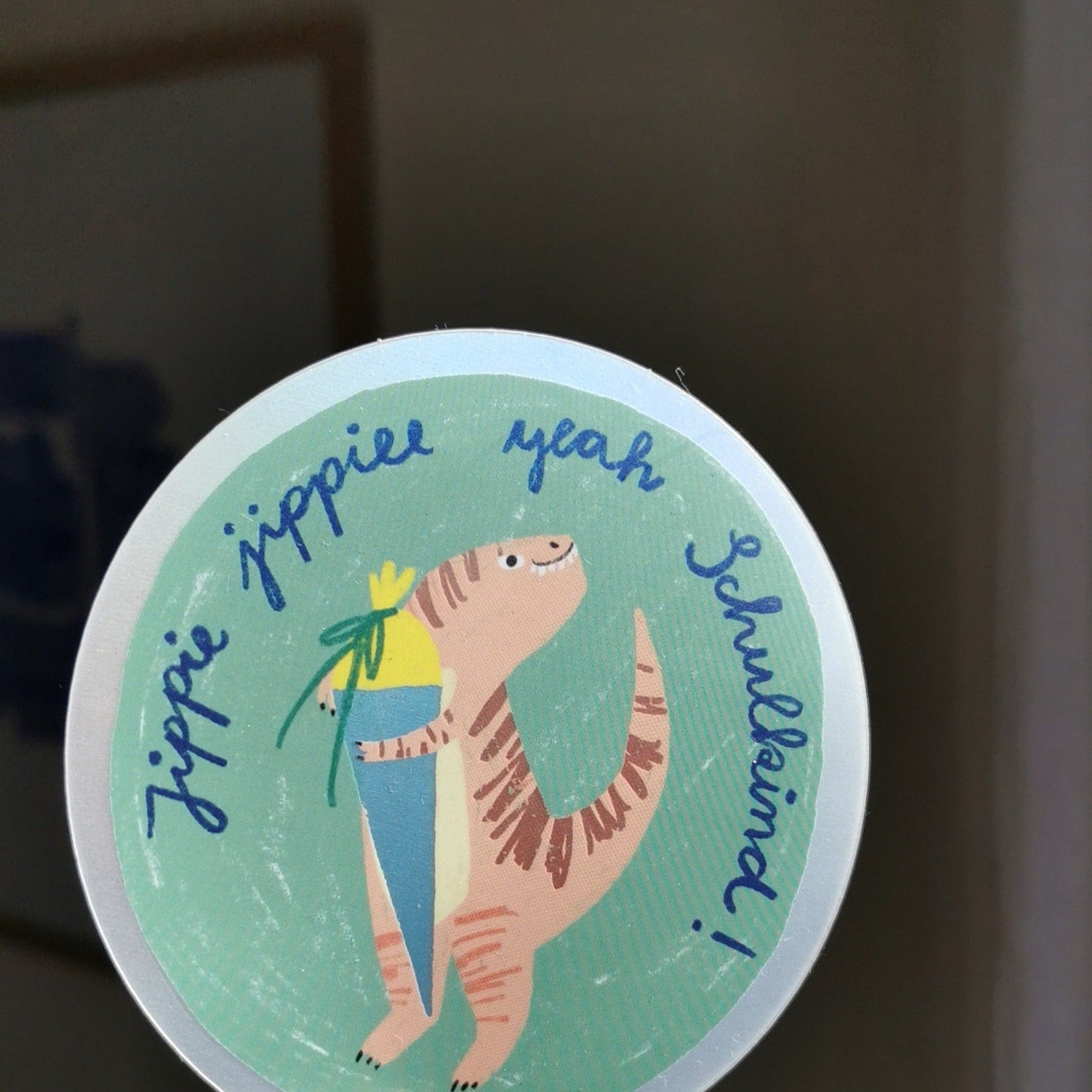 Schulkind-Sticker 'Dino mit Spiegeleffekt'