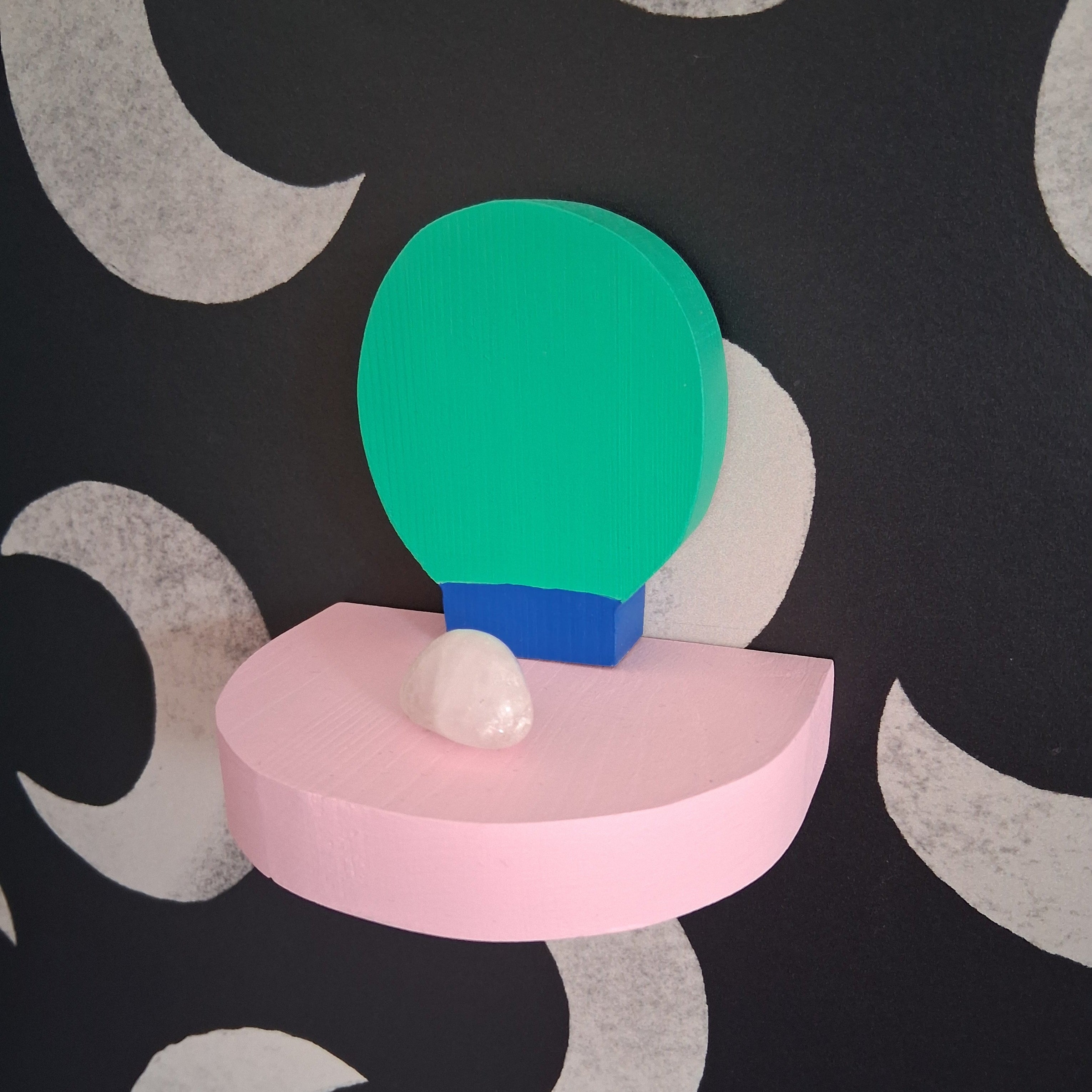 Little Something Shelf by Studio Oi