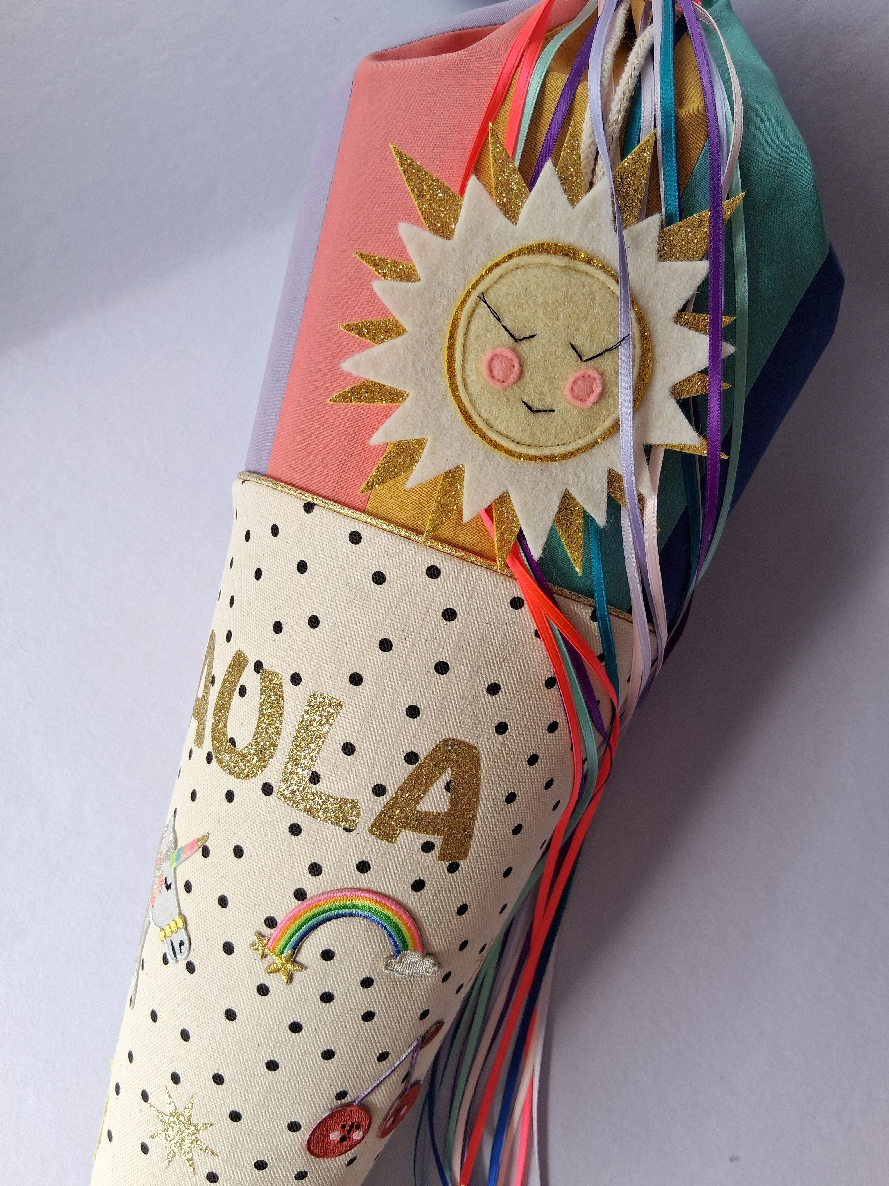 Superbunte Schultüte -Dots/Regenbogen