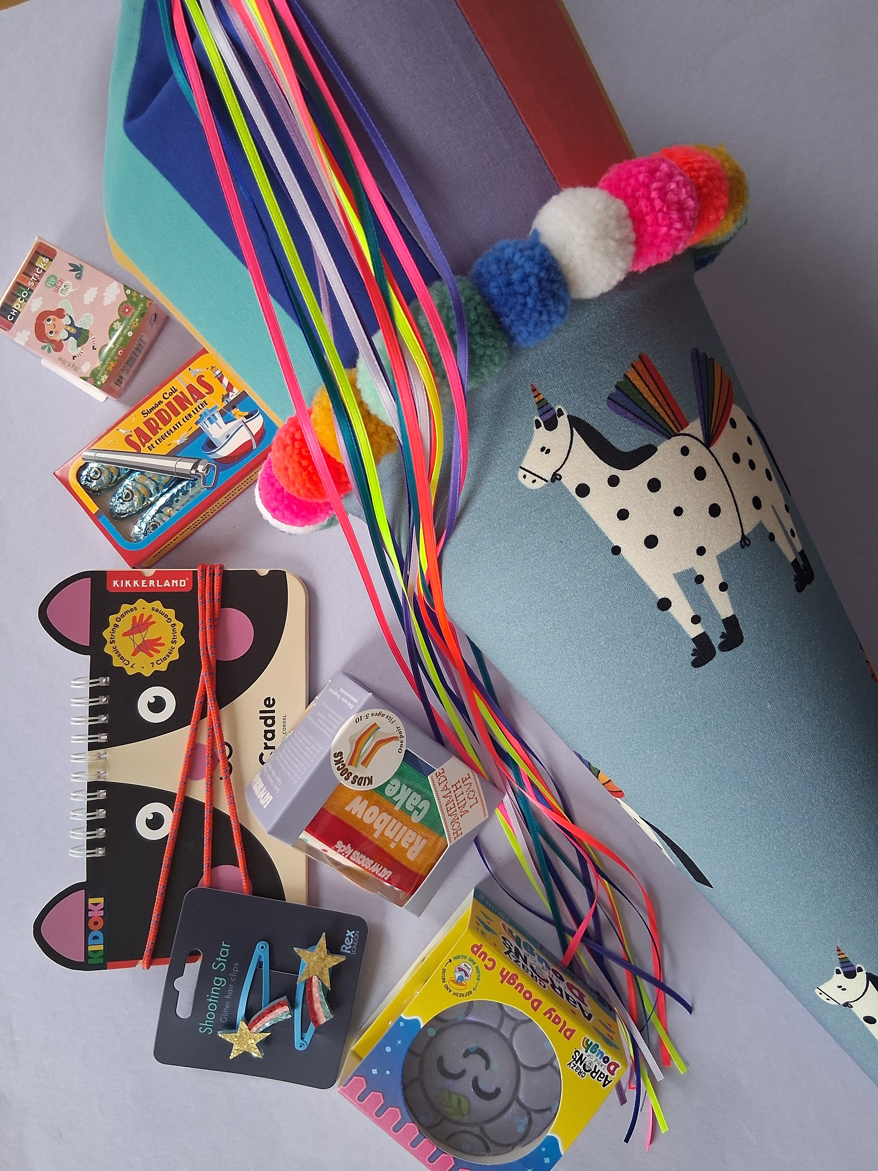 Große Schultüte "Buntes Einhorn" Don't grow up x Little Planet